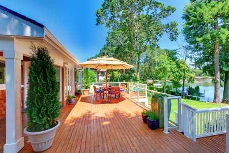 Deck Painting Thumbnail
