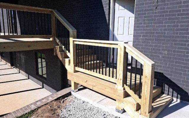 Deck railings