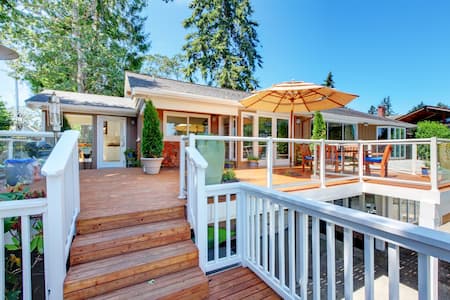 Multi-Level & Wrap Around Decks